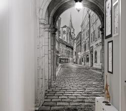 Вид от входной двери на фреску